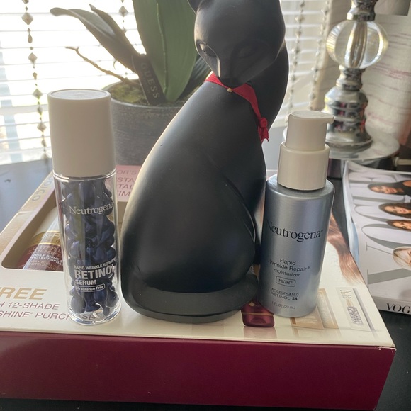 SOLD! - Picture 4 of 10